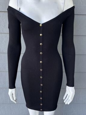 Hera Collection Black Off-Shoulder Ribbed Button-Front Long Sleeve Black Dress